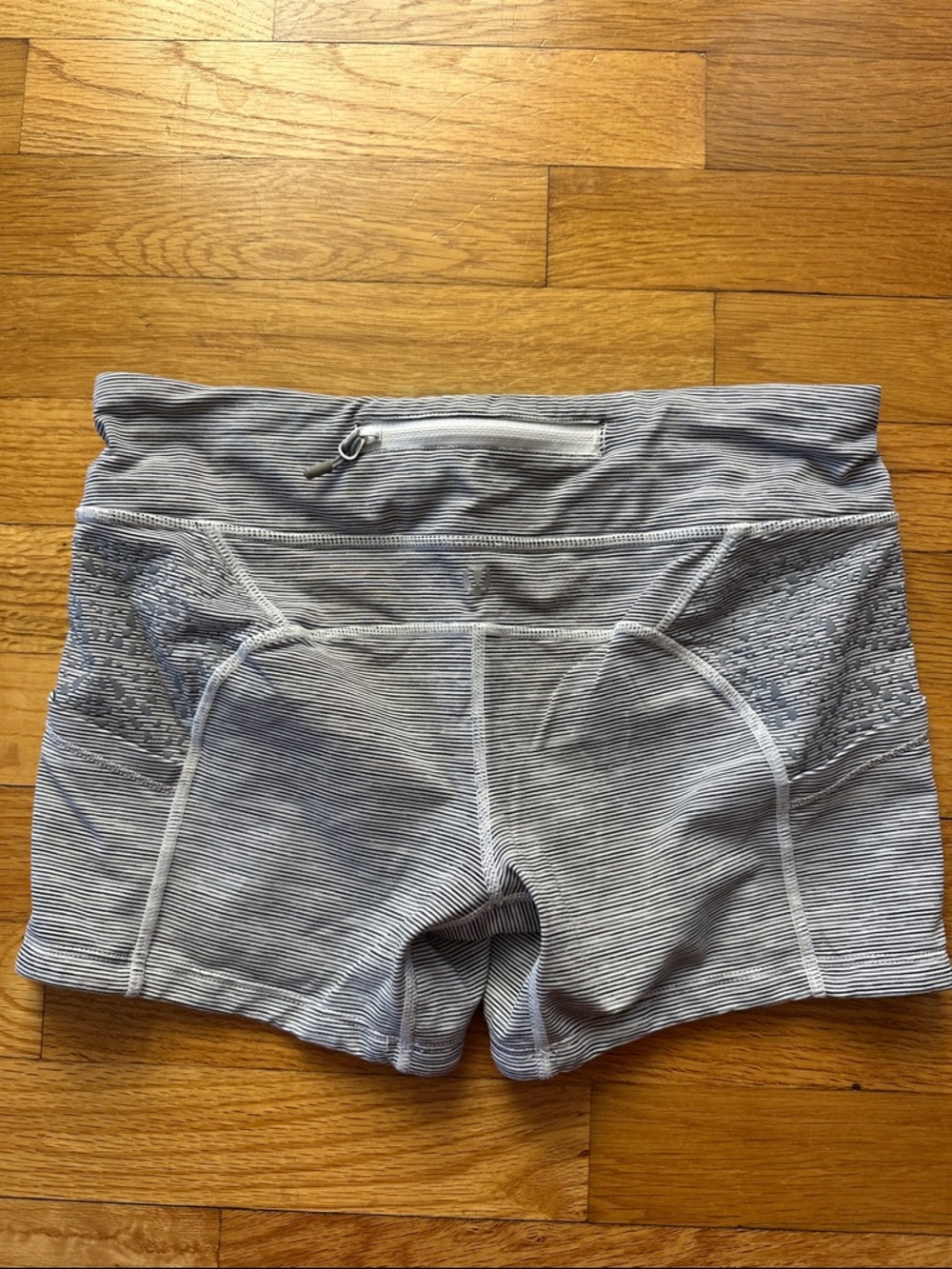 lululemon athletica Heathered Light Gray Striped Bike Shorts